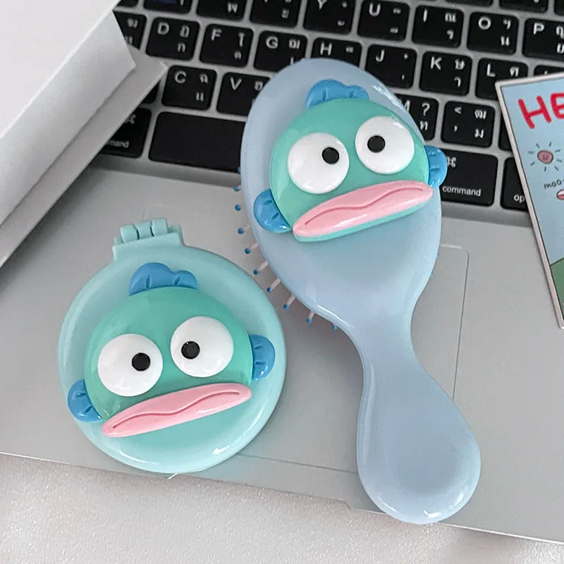 Cartoon Clownfish Air Cushion Comb – Foldable Travel Hairbrush with Mirror, 2-in-1 Mini Pocket Comb & Scalp Massage Brush for Women & Girls
